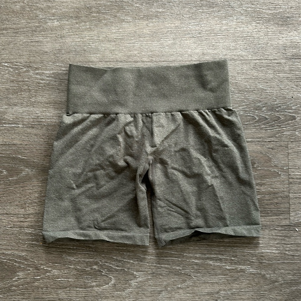 NVGTN Khaki Green Pro Seamless Shorts